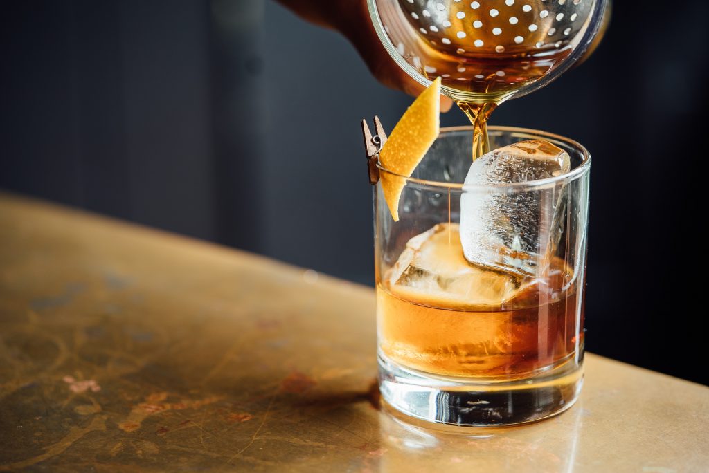 Cocktail Builder - Crystal Mixer